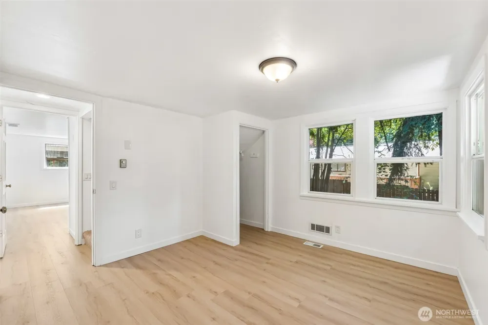 7629 236th Street SW Edmonds, WA 98026