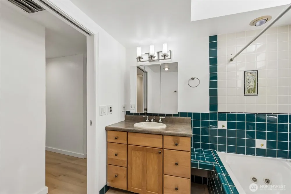 7629 236th Street SW Edmonds, WA 98026