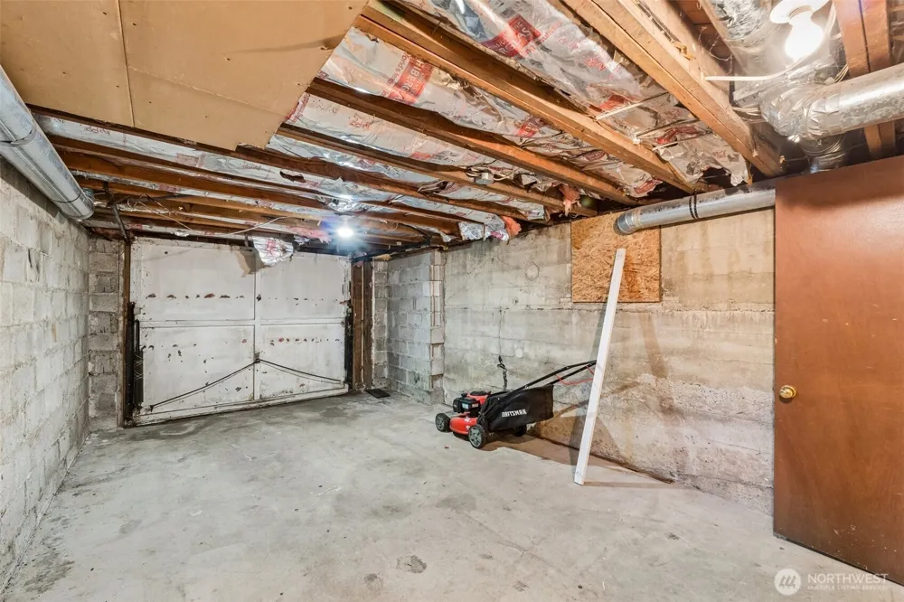 7629 236th Street SW Edmonds, WA 98026