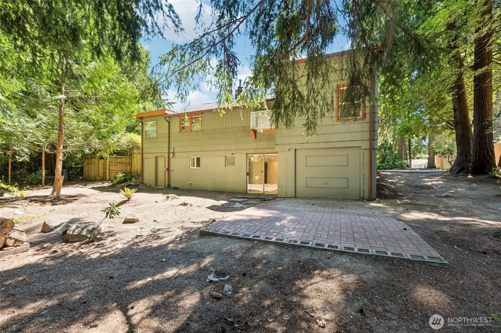 7629 236th Street SW Edmonds, WA 98026