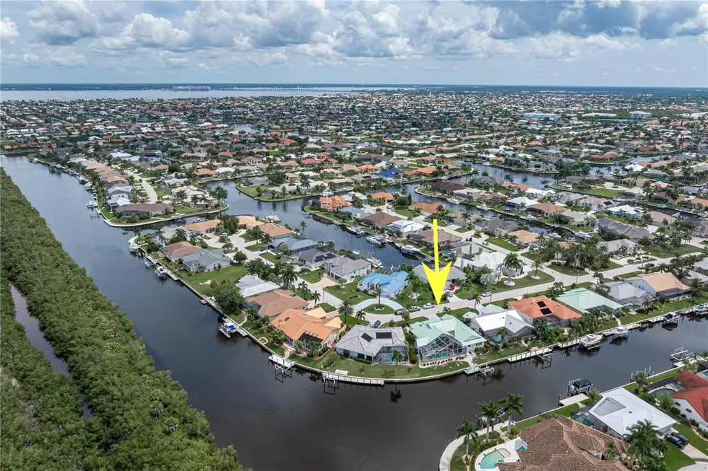 2819 DEBORAH DRIVE Punta Gorda, FL 33950