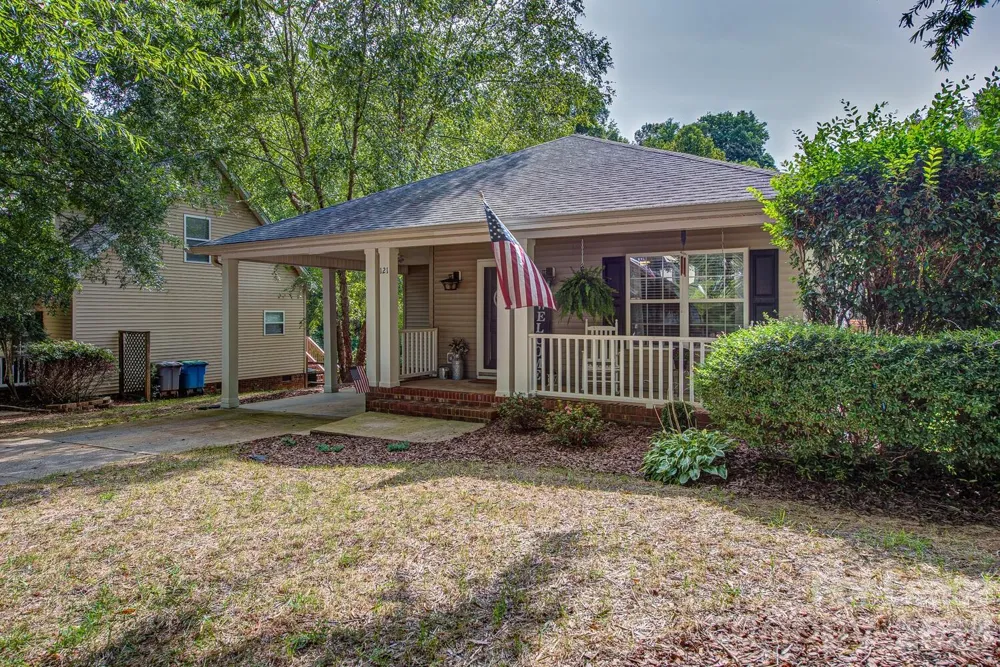 121 Pratt Street Belmont, NC 28012