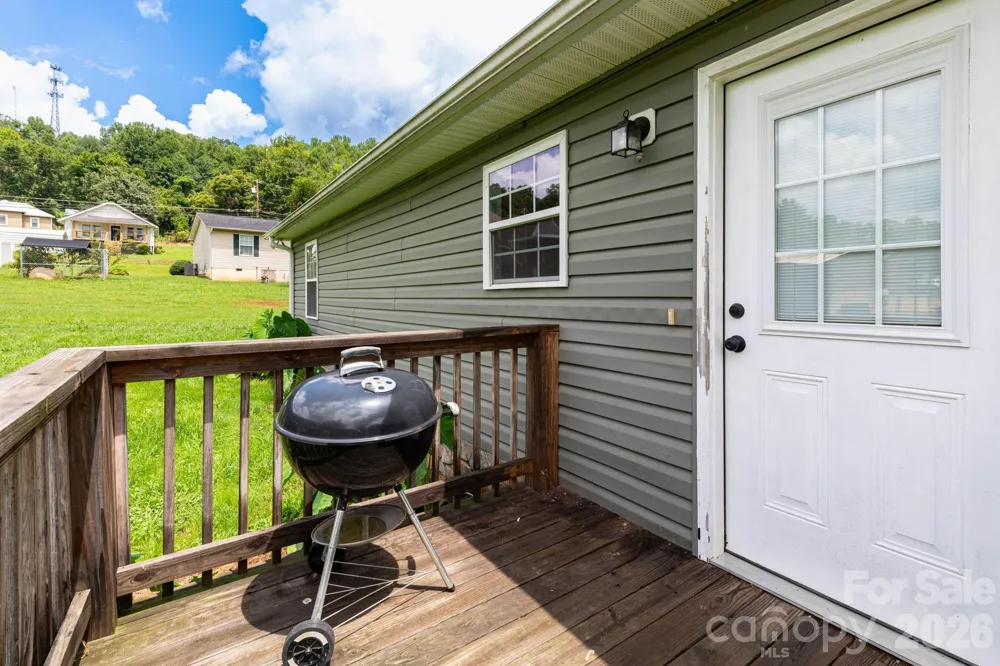 40 Eddie Drive Old Fort, NC 28762
