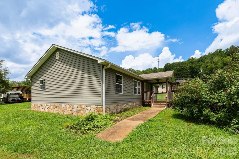 40 Eddie Drive Old Fort, NC 28762