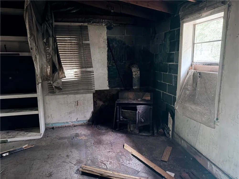 33 Tower Street Kingston, GA 30145