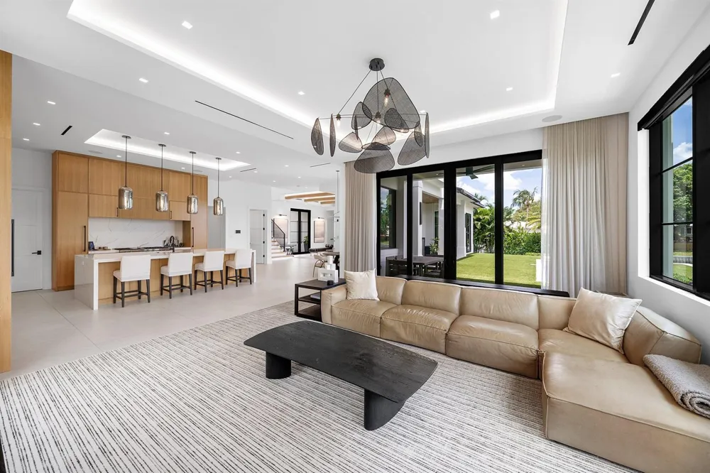 830 Lake Shore Drive Delray Beach, FL 33444