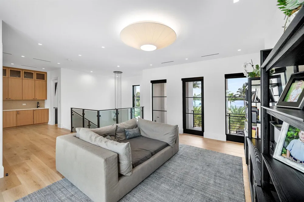 830 Lake Shore Drive Delray Beach, FL 33444