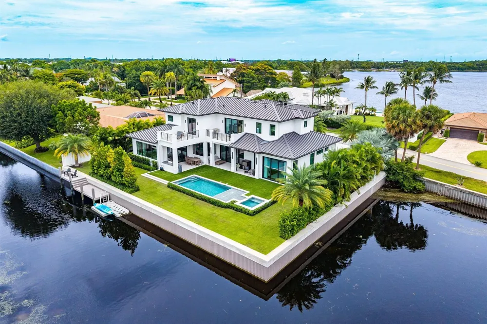 830 Lake Shore Drive Delray Beach, FL 33444