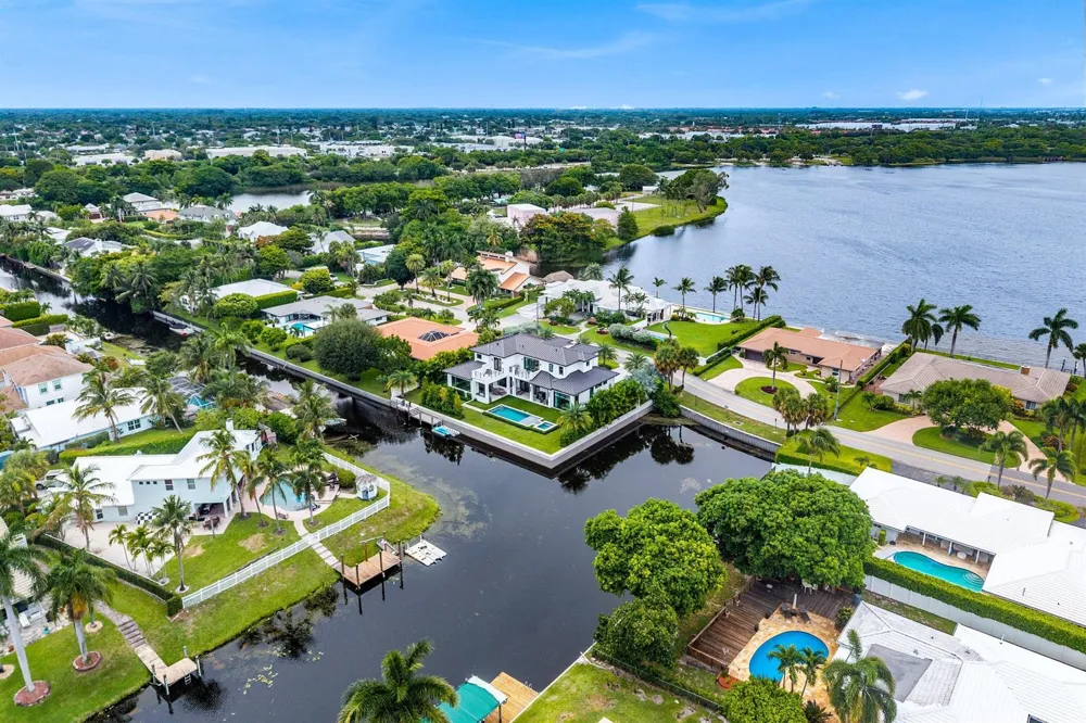 830 Lake Shore Drive Delray Beach, FL 33444