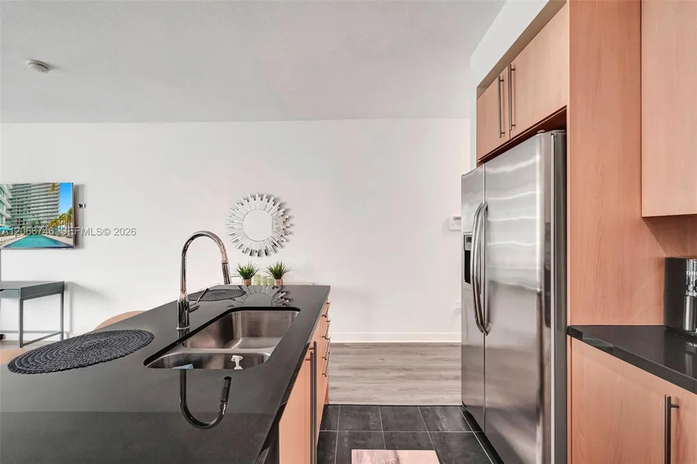 79 SW 12th St #3608-S Miami, FL 33130