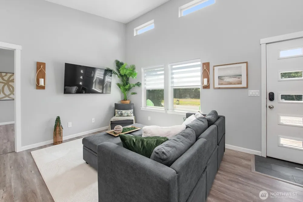 320 Marine View Drive SW Ocean Shores, WA 98569