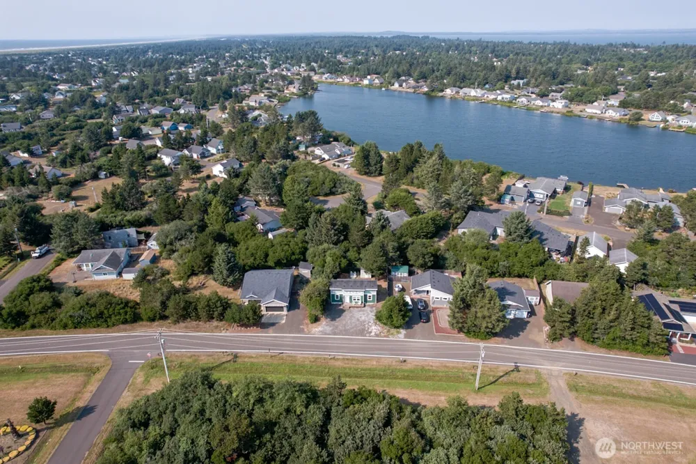 320 Marine View Drive SW Ocean Shores, WA 98569