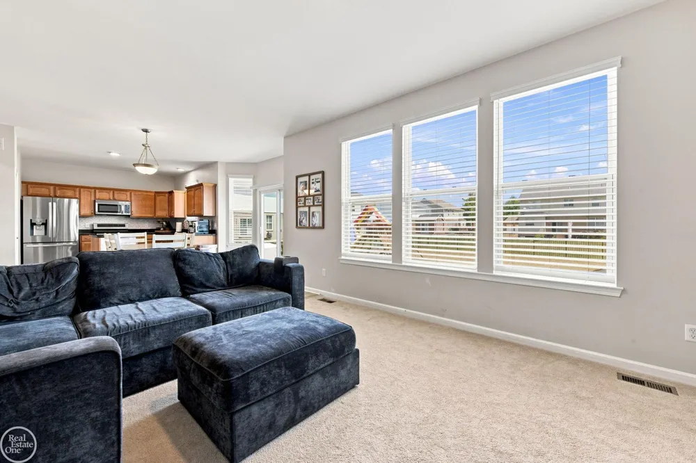 49720 E Central Park Shelby Charter Township, MI 48317