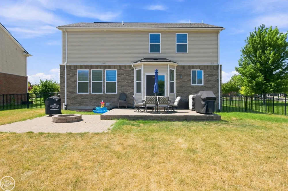 49720 E Central Park Shelby Charter Township, MI 48317
