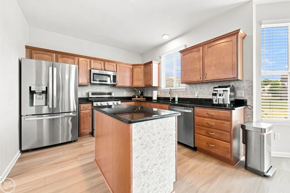 49720 E Central Park Shelby Charter Township, MI 48317