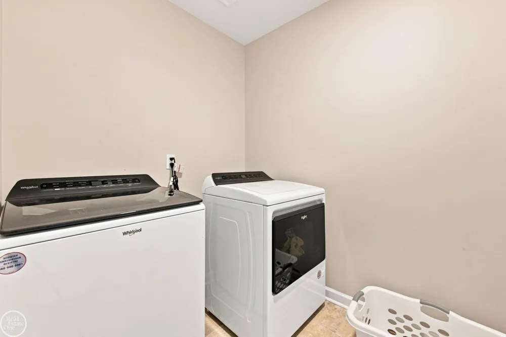 49720 E Central Park Shelby Charter Township, MI 48317