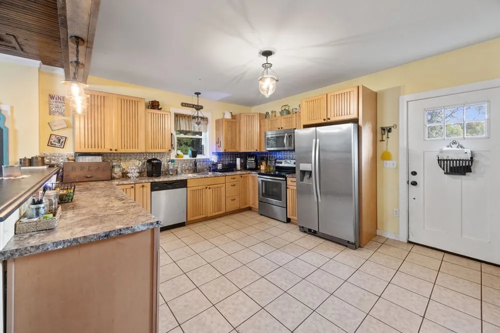 79 Dixon Springs Cir Dixon Springs, TN 37057