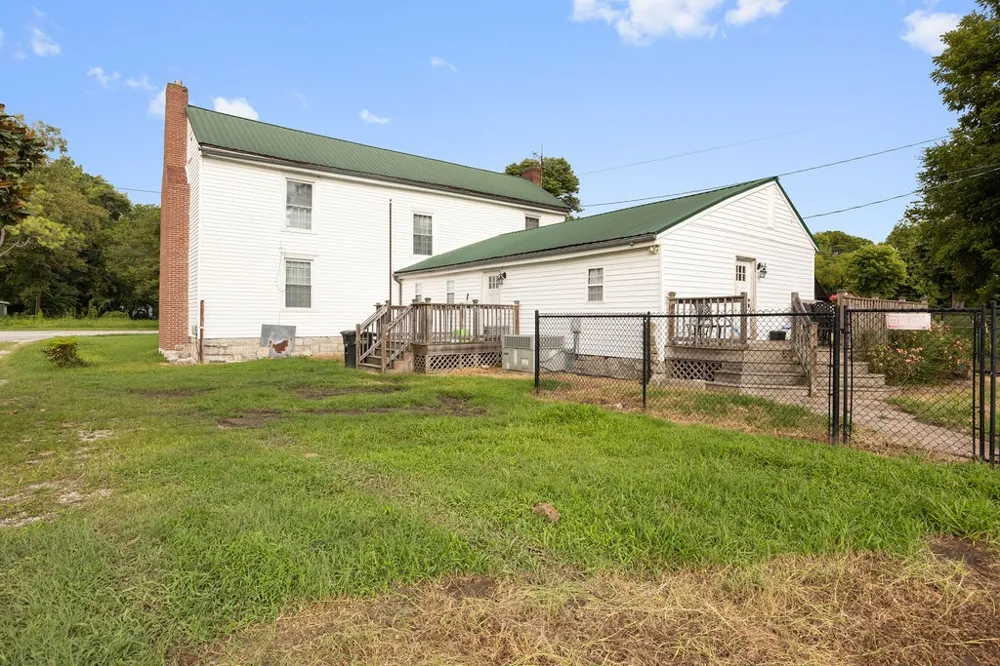 79 Dixon Springs Cir Dixon Springs, TN 37057