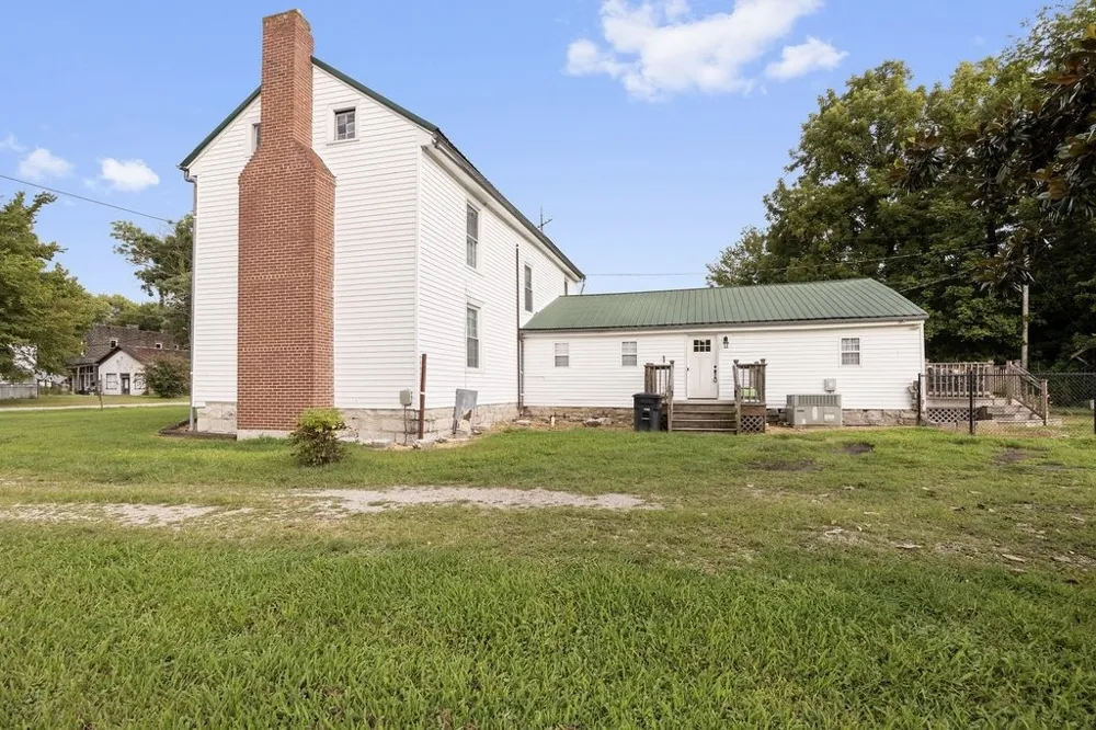 79 Dixon Springs Cir Dixon Springs, TN 37057