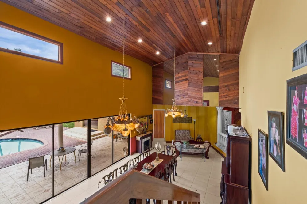 10010 NW 135th Street Hialeah Gardens, FL 33018