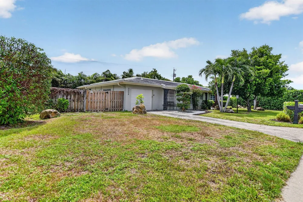 3398 NE 5TH AVENUE Boca Raton, FL 33431