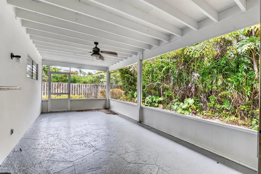 3398 NE 5TH AVENUE Boca Raton, FL 33431