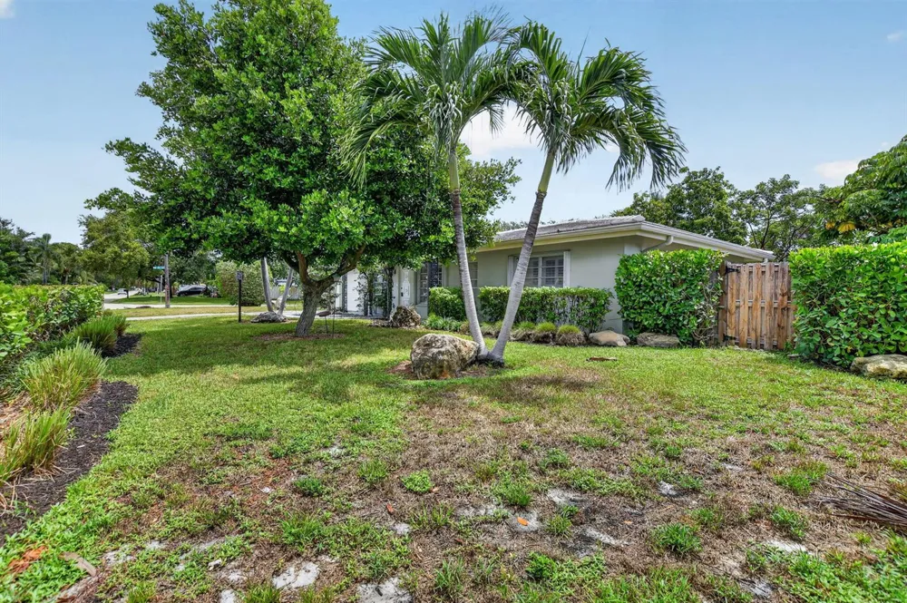3398 NE 5TH AVENUE Boca Raton, FL 33431