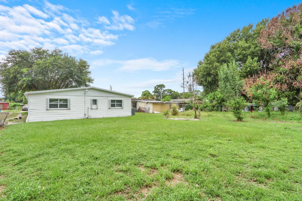 2008 Avenue Fort Pierce, FL 34950