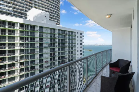 1750 Bayshore Dr #3409
