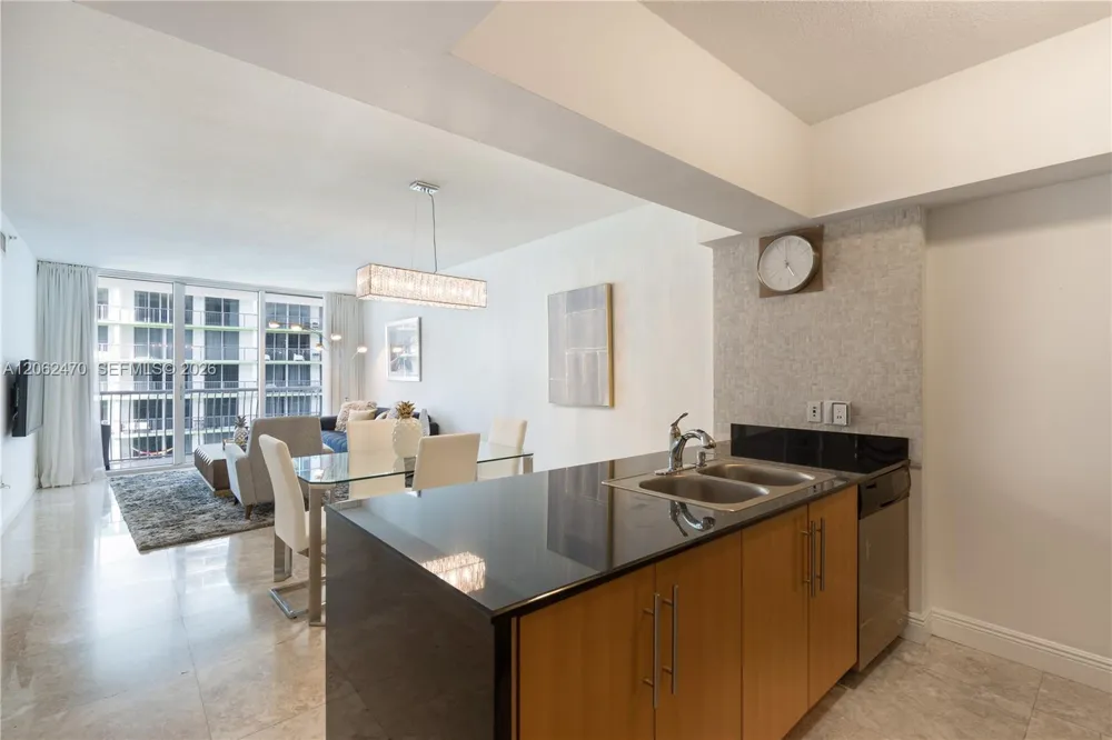 1750 Bayshore Dr #3409 Miami, FL 33132