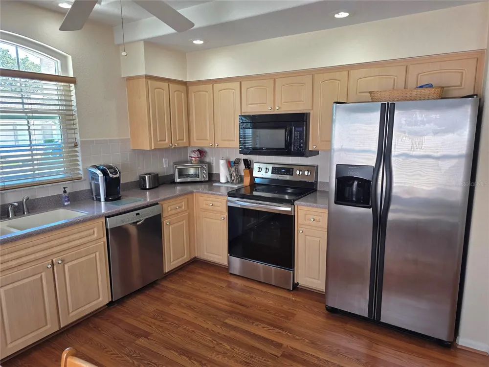 225 ROYAL PALM WAY Spring Hill, FL 34608