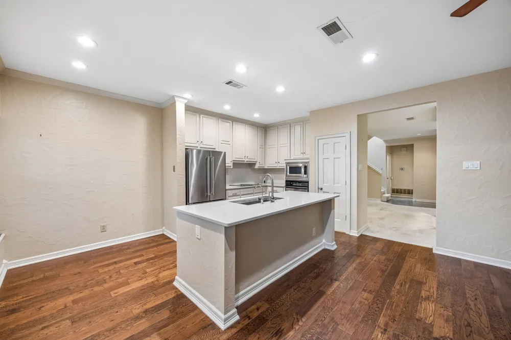 5126 Westgrove Drive #5126 Dallas, TX 75248