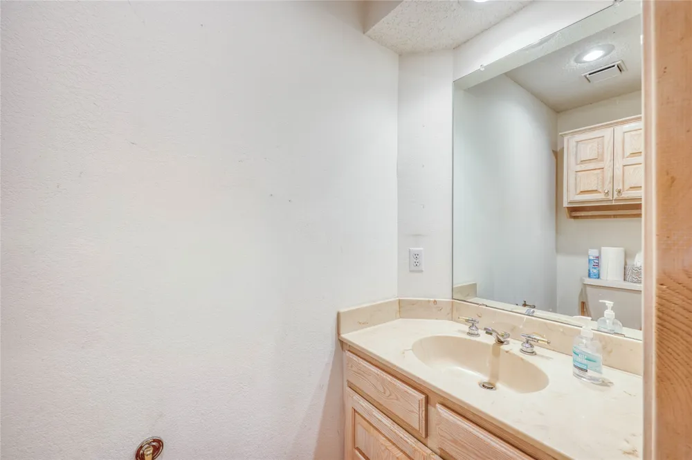1829 W FM 1246 Thornton, TX 76687