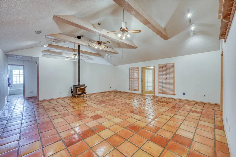 1829 W FM 1246 Thornton, TX 76687