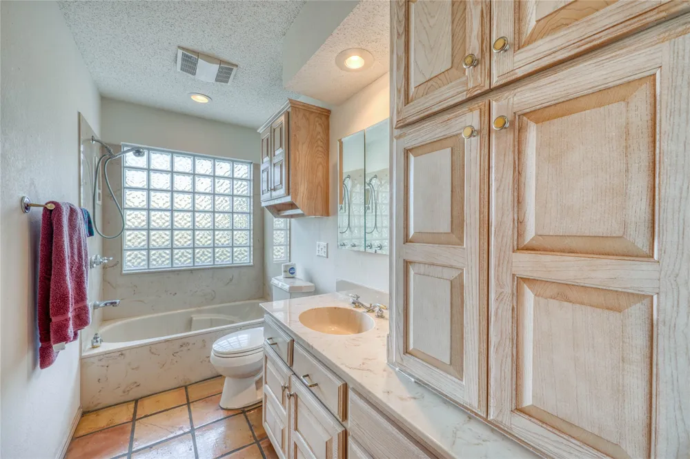 1829 W FM 1246 Thornton, TX 76687