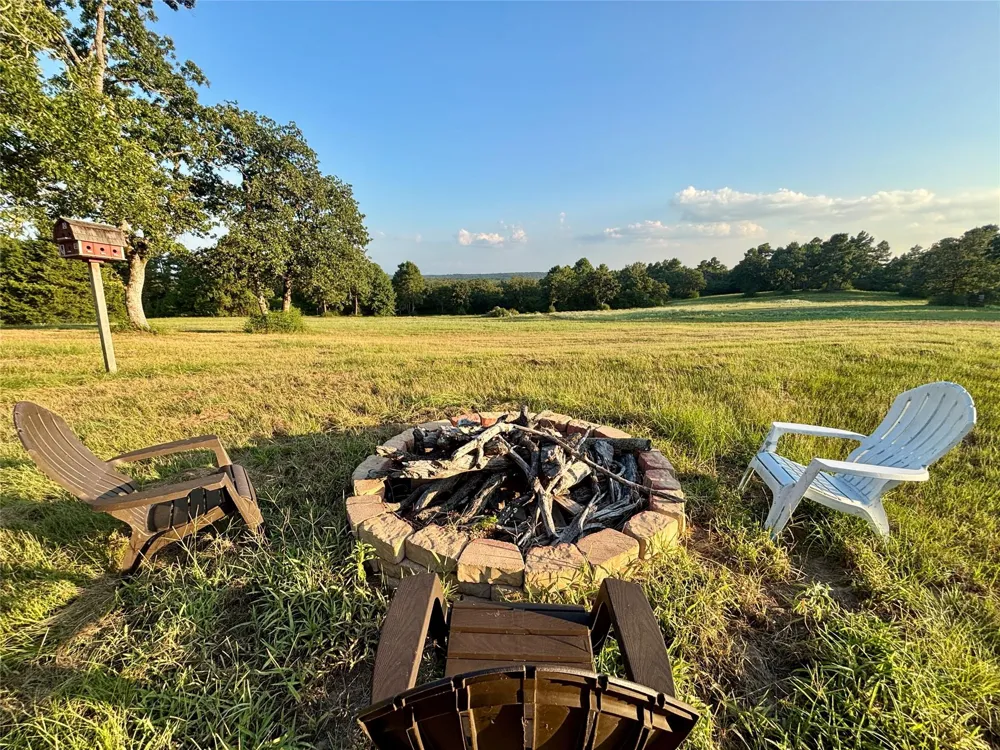 3458 Private Road 1425 Centerville, TX 75833