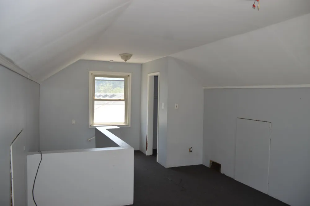 9968 Nathaline Avenue Redford, MI 48239