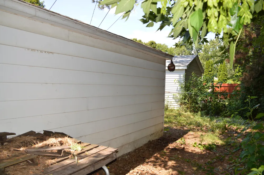 9968 Nathaline Avenue Redford, MI 48239