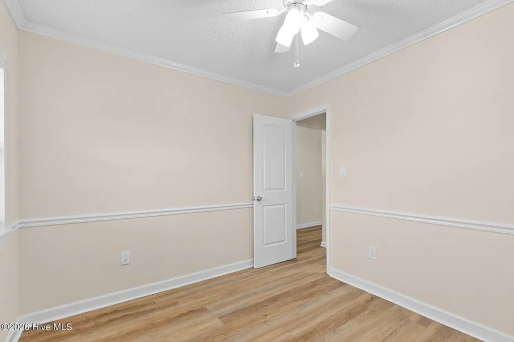 416 W Willis Landing Road Hubert, NC 28539