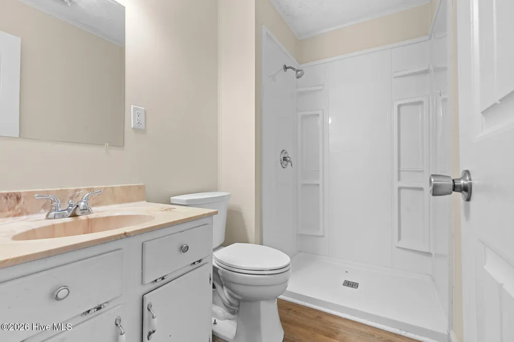 416 W Willis Landing Road Hubert, NC 28539