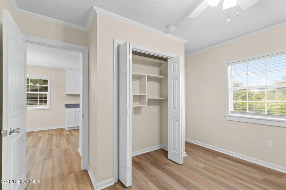 416 W Willis Landing Road Hubert, NC 28539