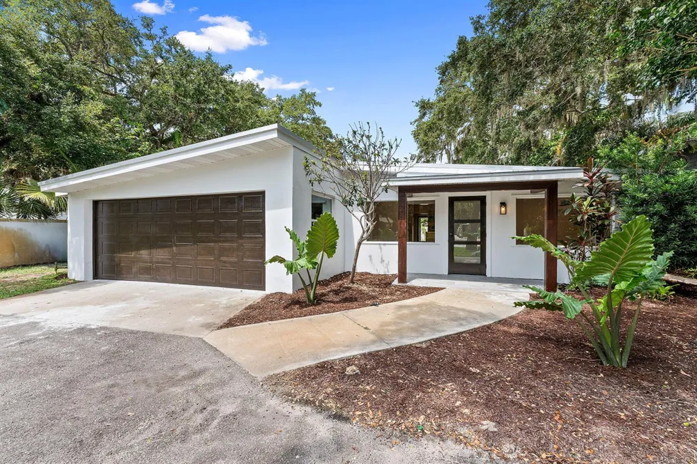 3615 INDIAN RIVER DRIVE E Vero Beach, FL 32963