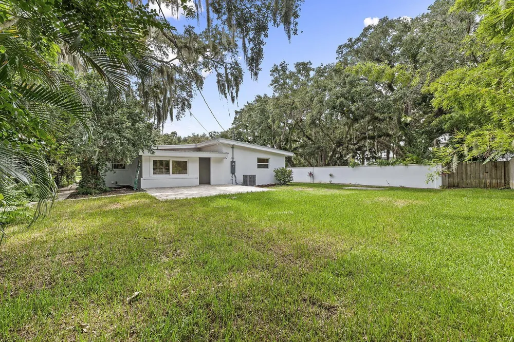 3615 INDIAN RIVER DRIVE E Vero Beach, FL 32963