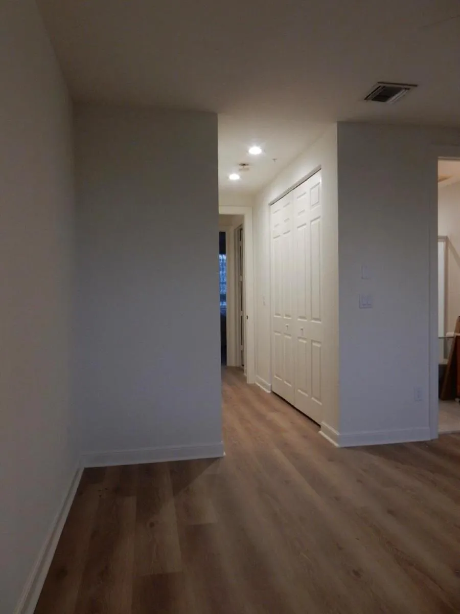 447 Corte Madera Lane #6 West Palm Beach, FL 33401