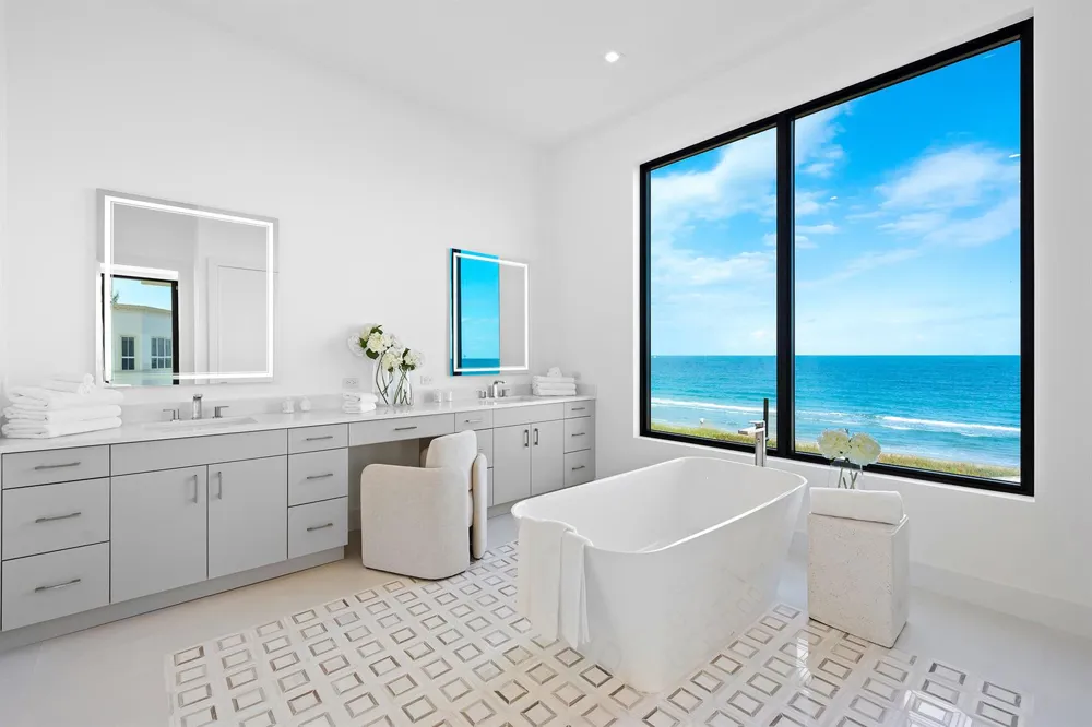 4610 Hwy A1A Hutchinson Island, FL 34949