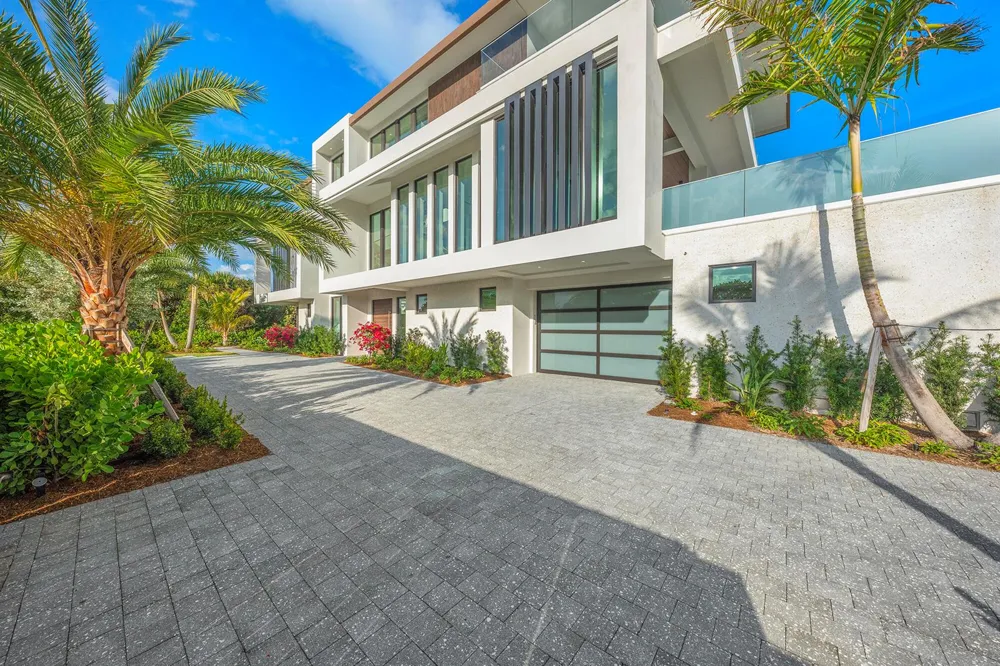 4610 Hwy A1A Hutchinson Island, FL 34949