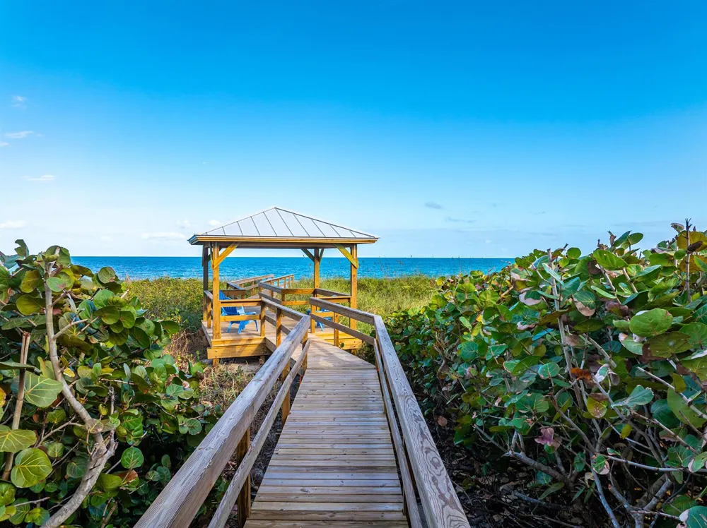 4610 Hwy A1A Hutchinson Island, FL 34949
