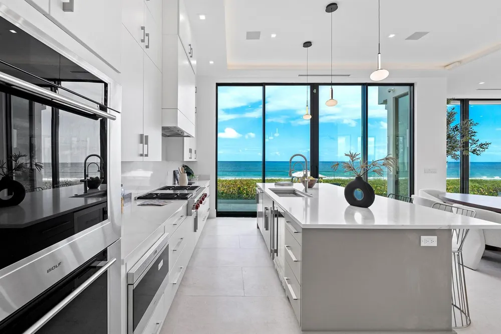 4610 Hwy A1A Hutchinson Island, FL 34949