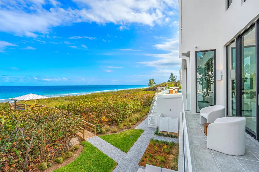 4610 Hwy A1A Hutchinson Island, FL 34949