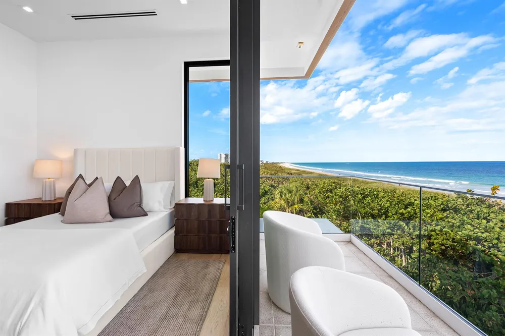 4610 Hwy A1A Hutchinson Island, FL 34949